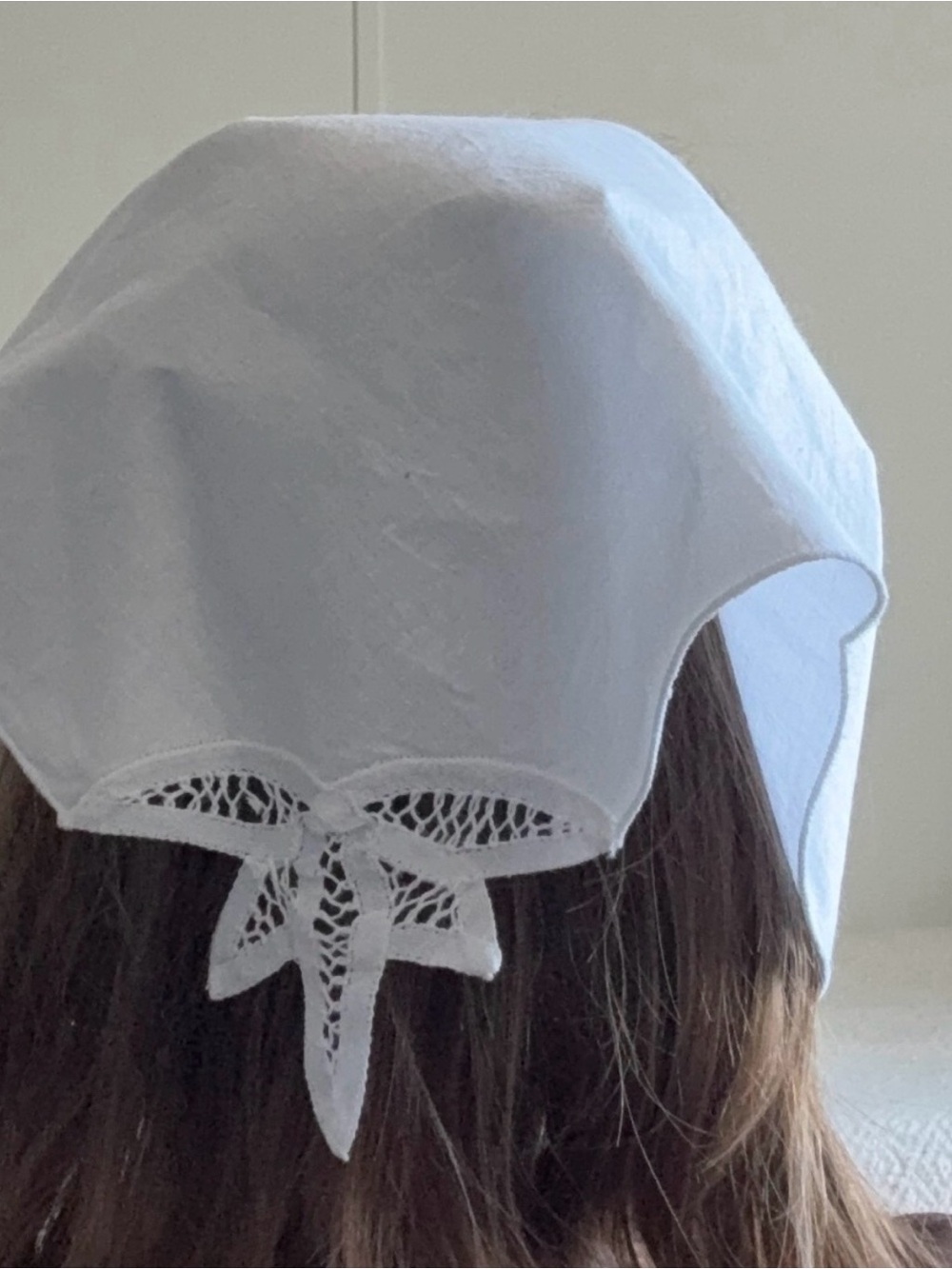 White Lace-Trim Kerchief Headscarf